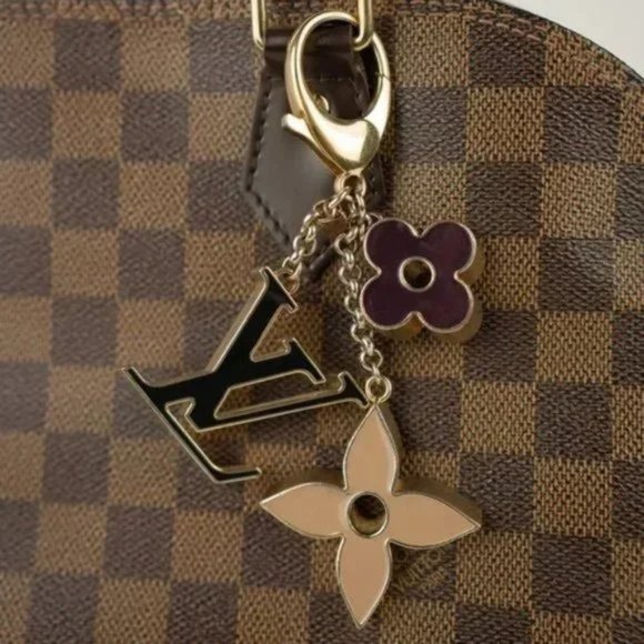 Louis Vuitton Fleur de Monogram Dore Bag Charm Accessories